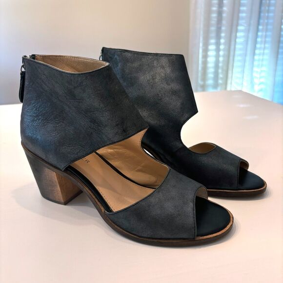 Kelsi Dagger Open Toe Gray Suede Leather Chunky Heels US Size 8 - Picture 1 of 11